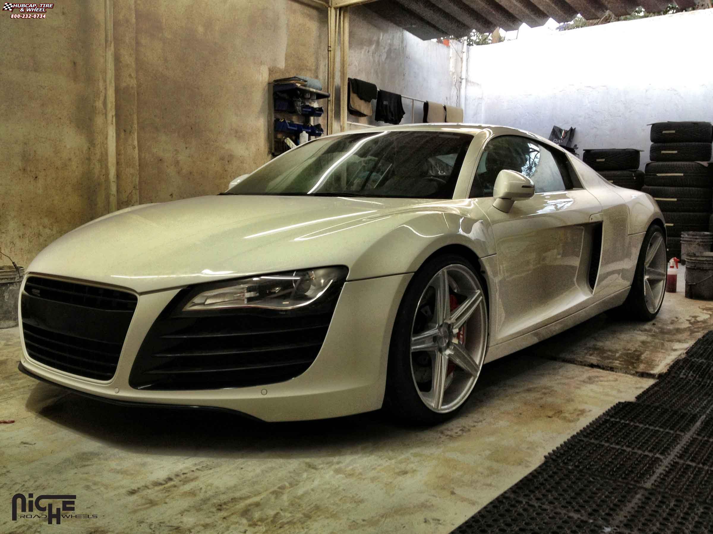 vehicle gallery/audi r8 niche apex m125  Silver & Machined wheels and rims
